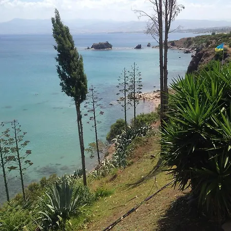 Lemon Grove فيلة *
